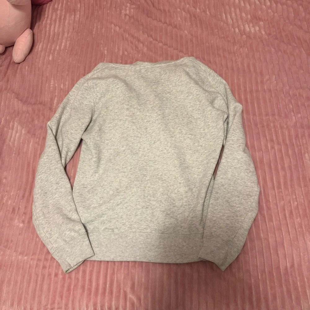 Hollister Women’s 2001 Zip-Up Hoodie - Grey with Pink Lettering - Size L - Picture 6 of 6